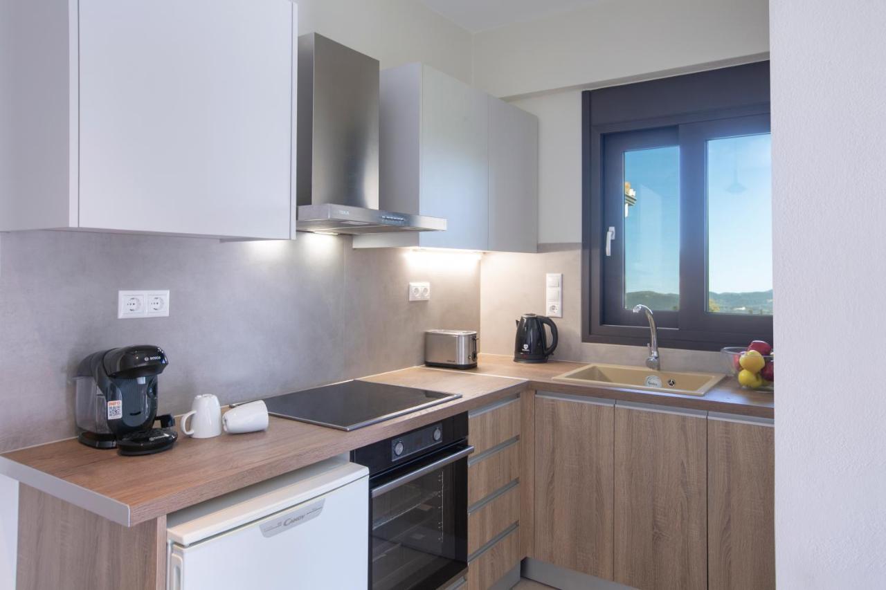 Amelie'S Luxe Apartments Kalligoni Luaran gambar