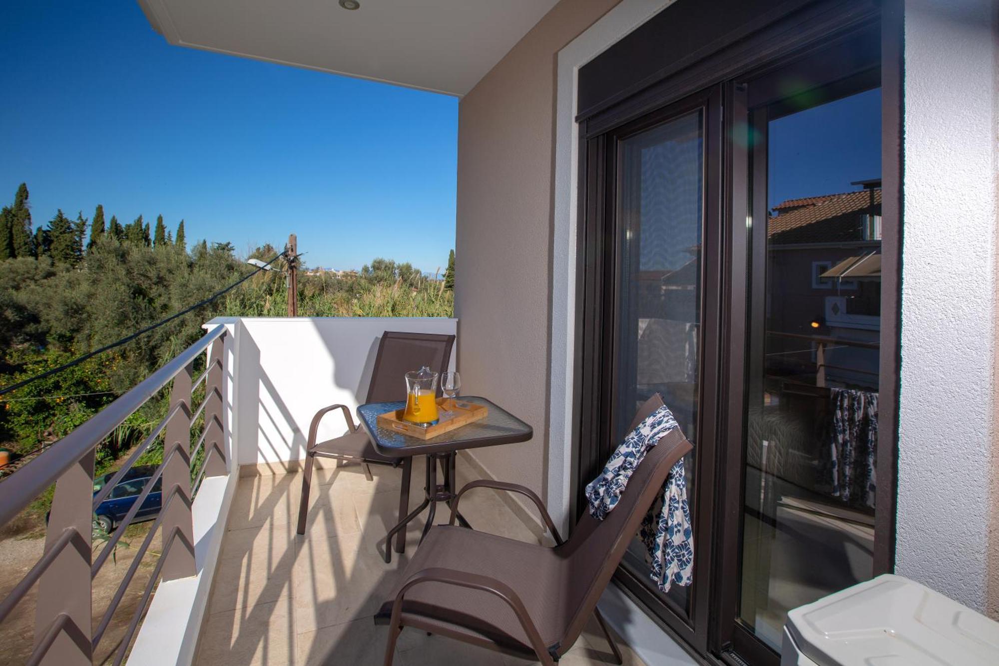 Amelie'S Luxe Apartments Kalligoni Luaran gambar