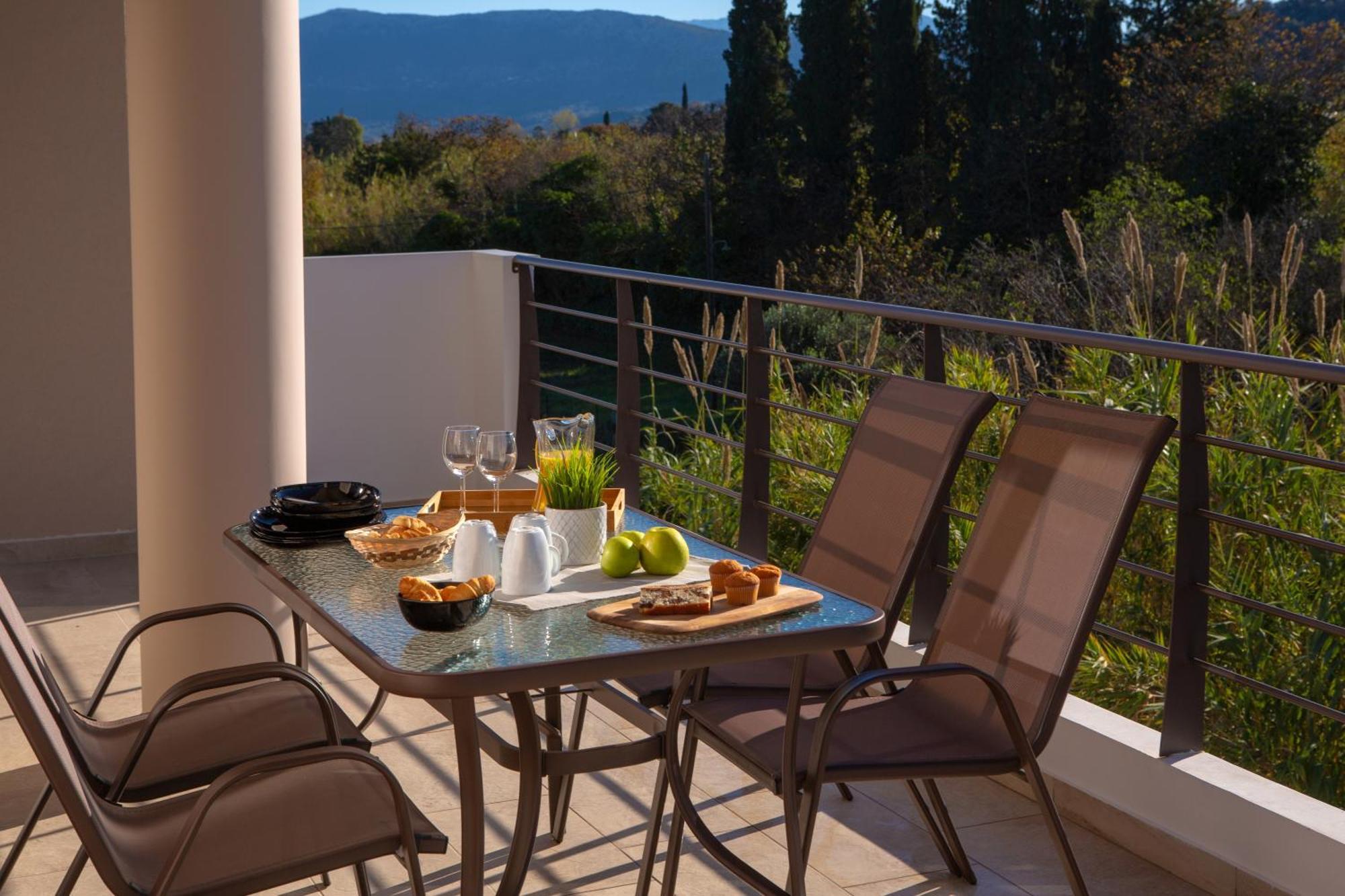 Amelie'S Luxe Apartments Kalligoni Luaran gambar